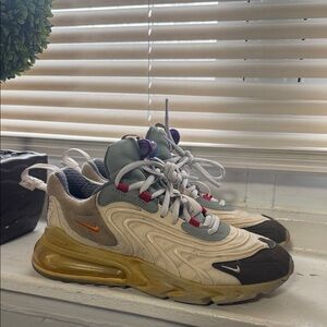 Travis Scott x Nike Air Max 270 React ENG 'Cactus Trails'